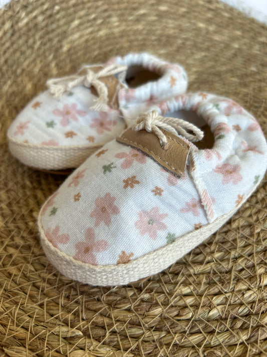 Alpargata flores con cordones