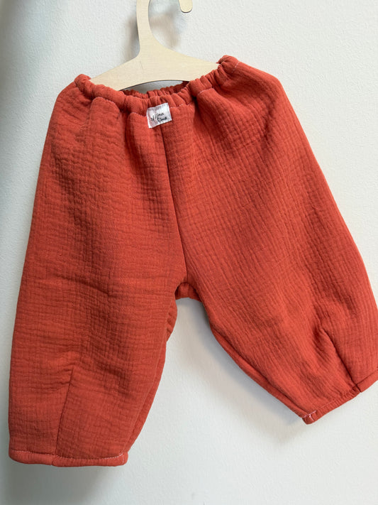 pantalon oversize naranja
