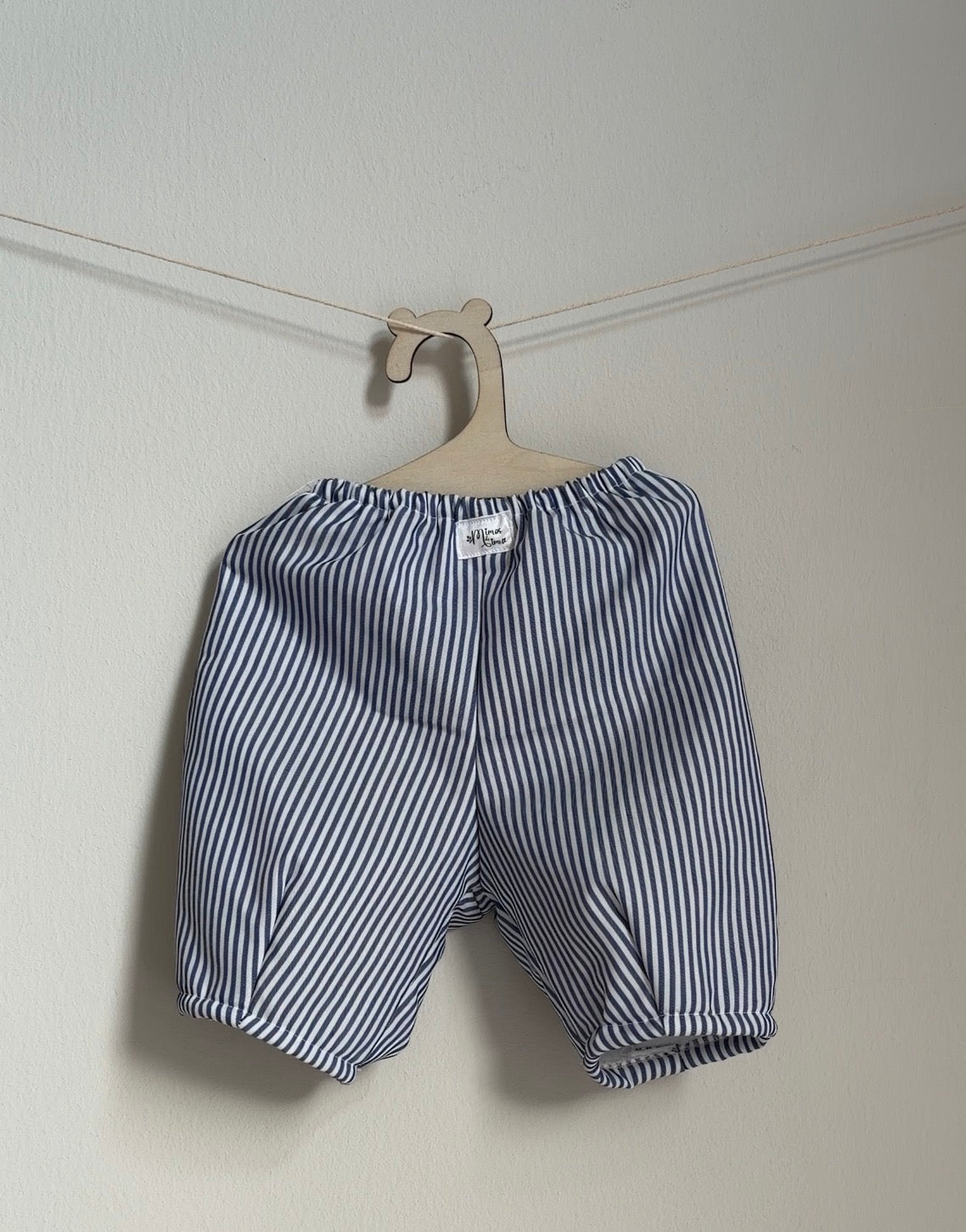 pantalon oversize rayas azul
